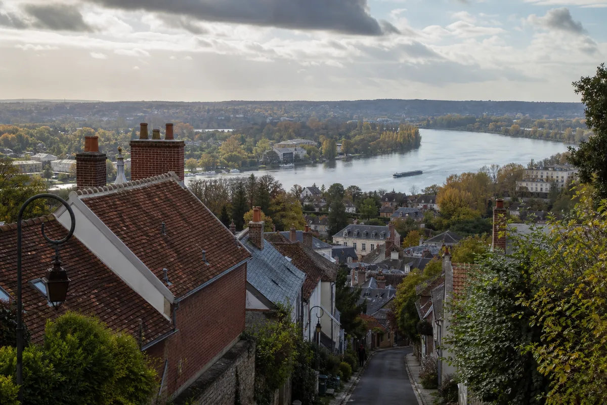 Couvreur à Conflans-Sainte-Honorine : toiture et démoussage