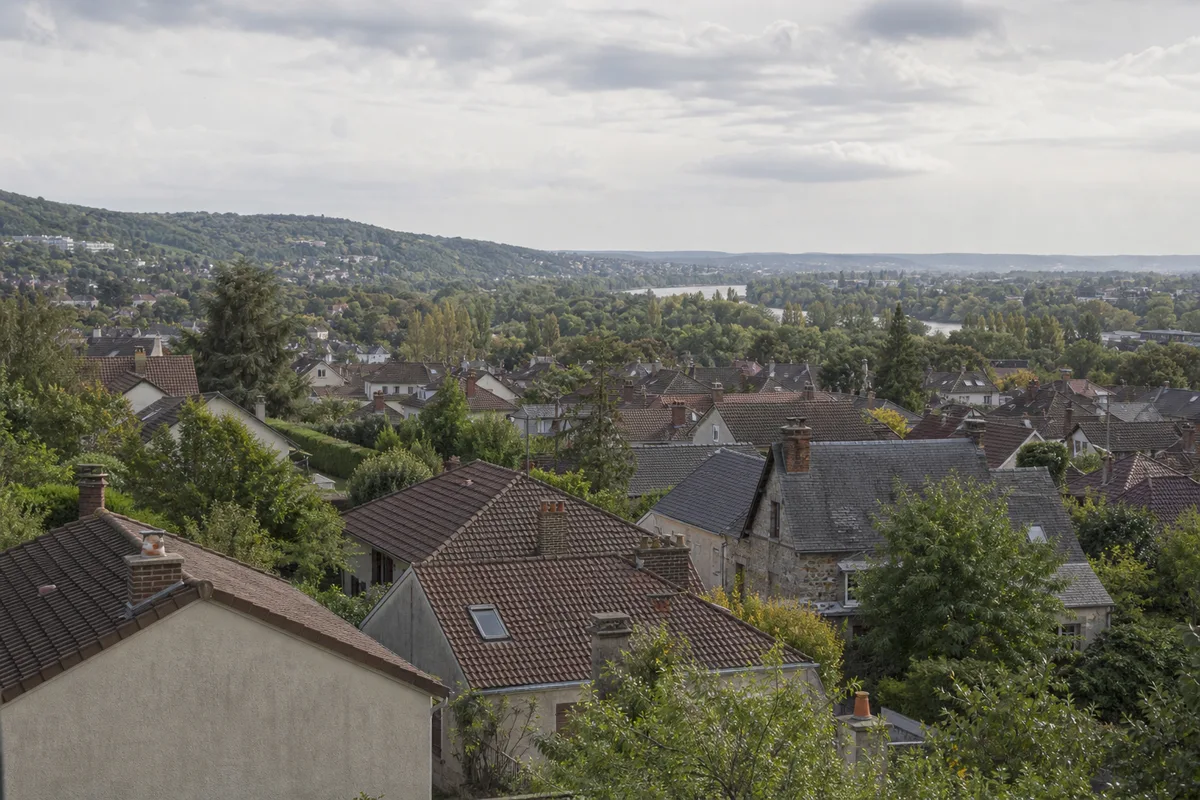 Couvreur à Poissy et boucle de Seine : devis et urgences